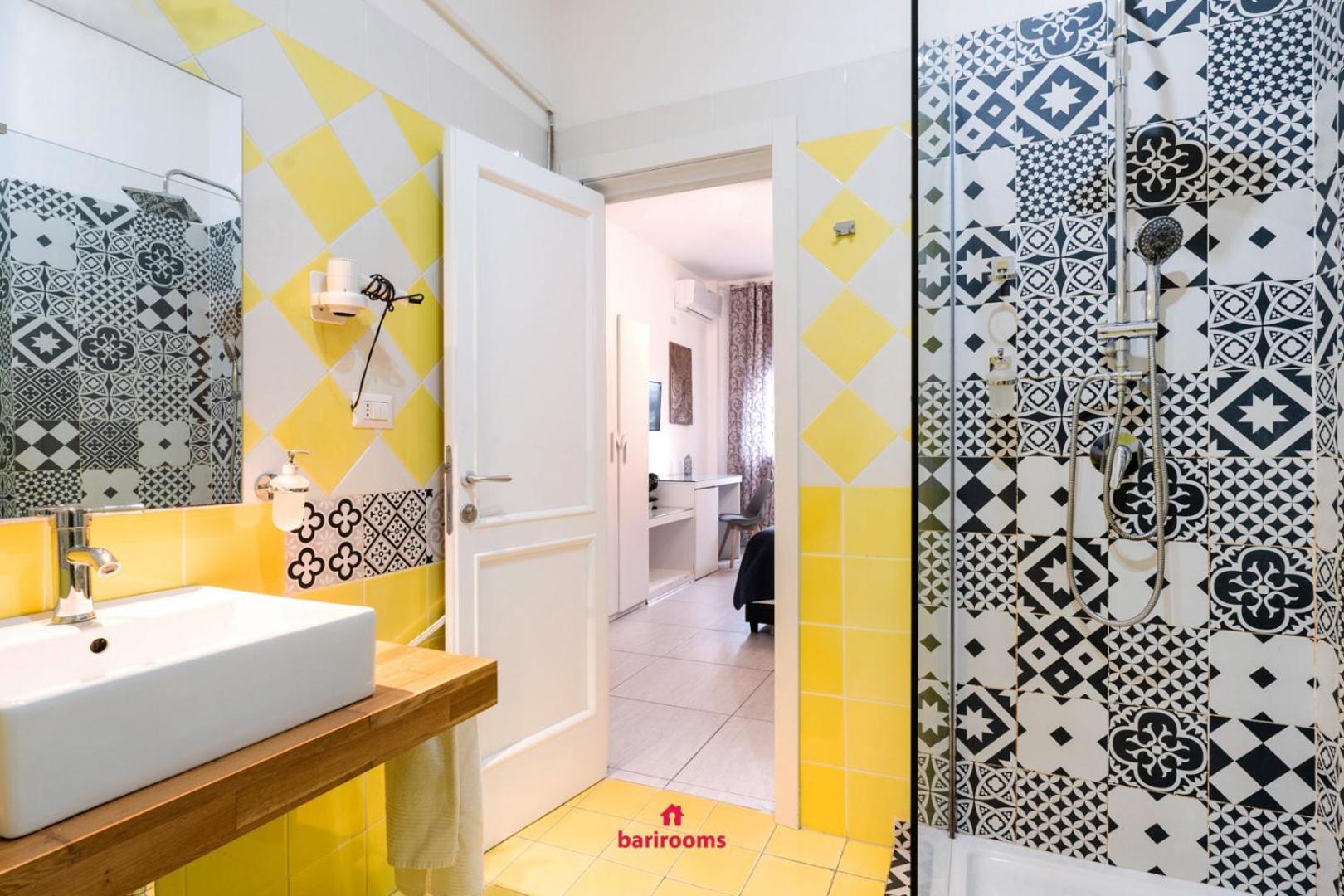 Bari Rooms Suite Station Εξωτερικό φωτογραφία