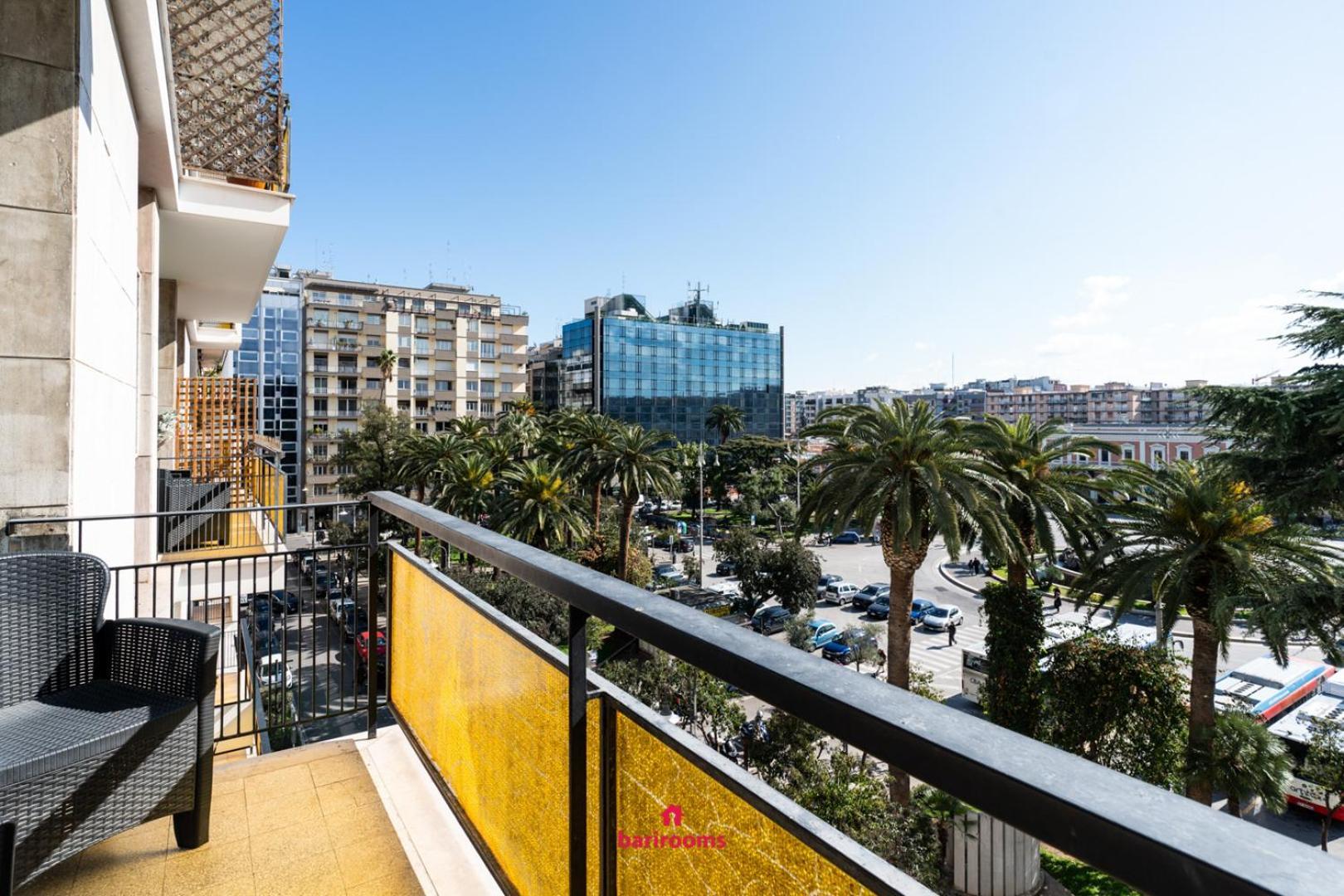 Bari Rooms Suite Station Εξωτερικό φωτογραφία