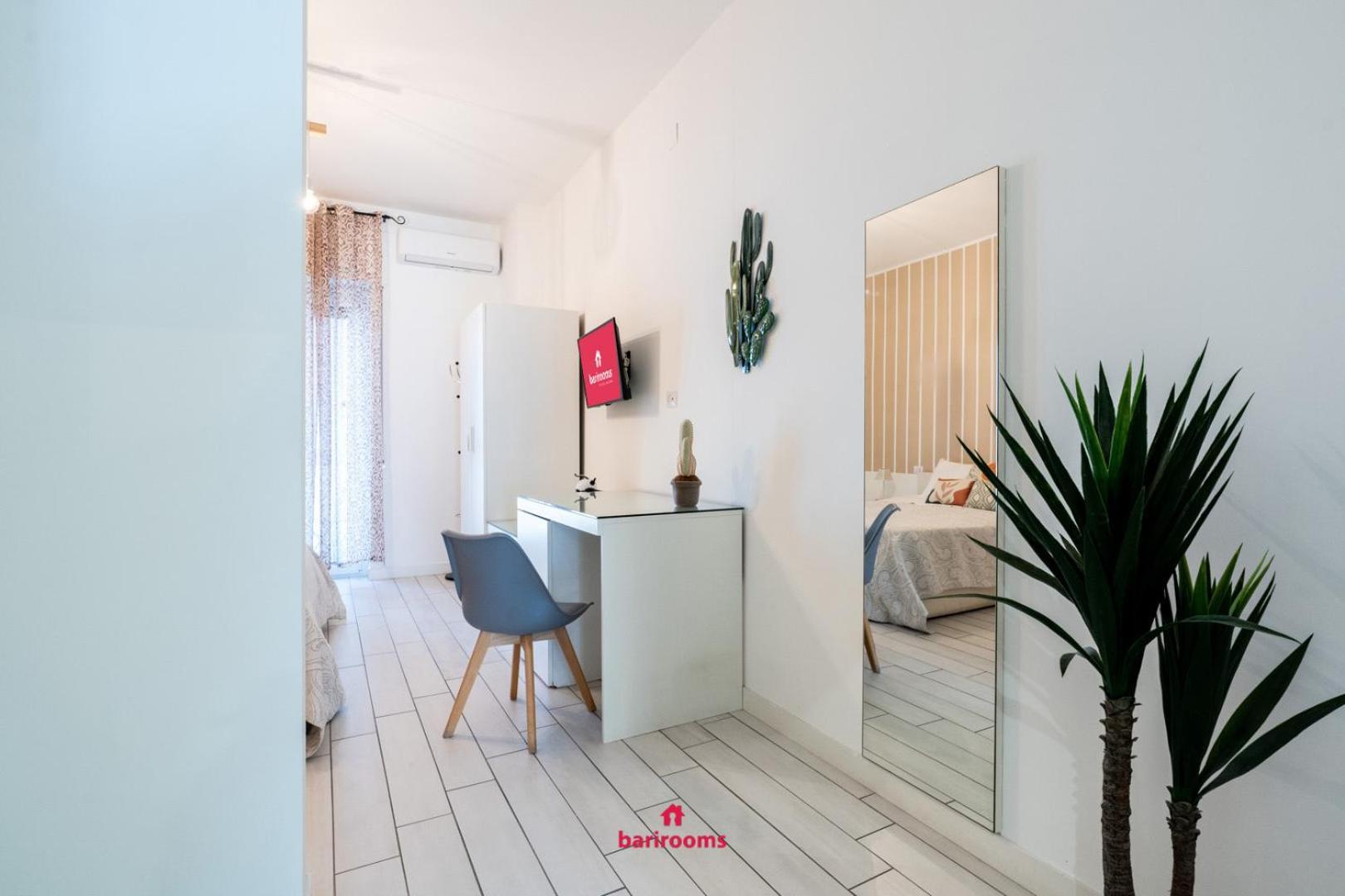Bari Rooms Suite Station Εξωτερικό φωτογραφία