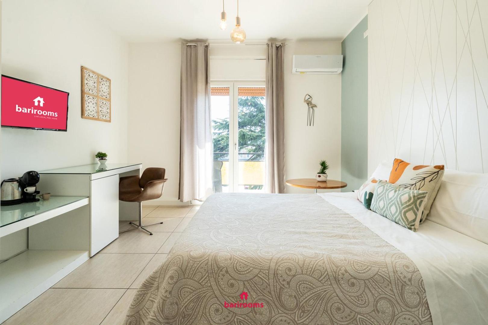 Bari Rooms Suite Station Εξωτερικό φωτογραφία