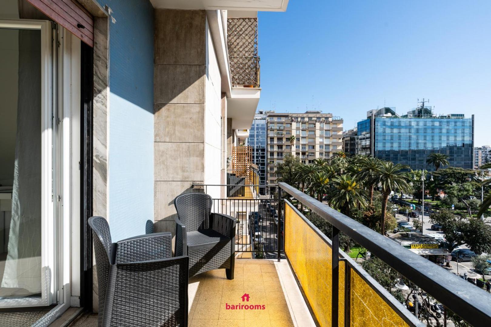Bari Rooms Suite Station Εξωτερικό φωτογραφία